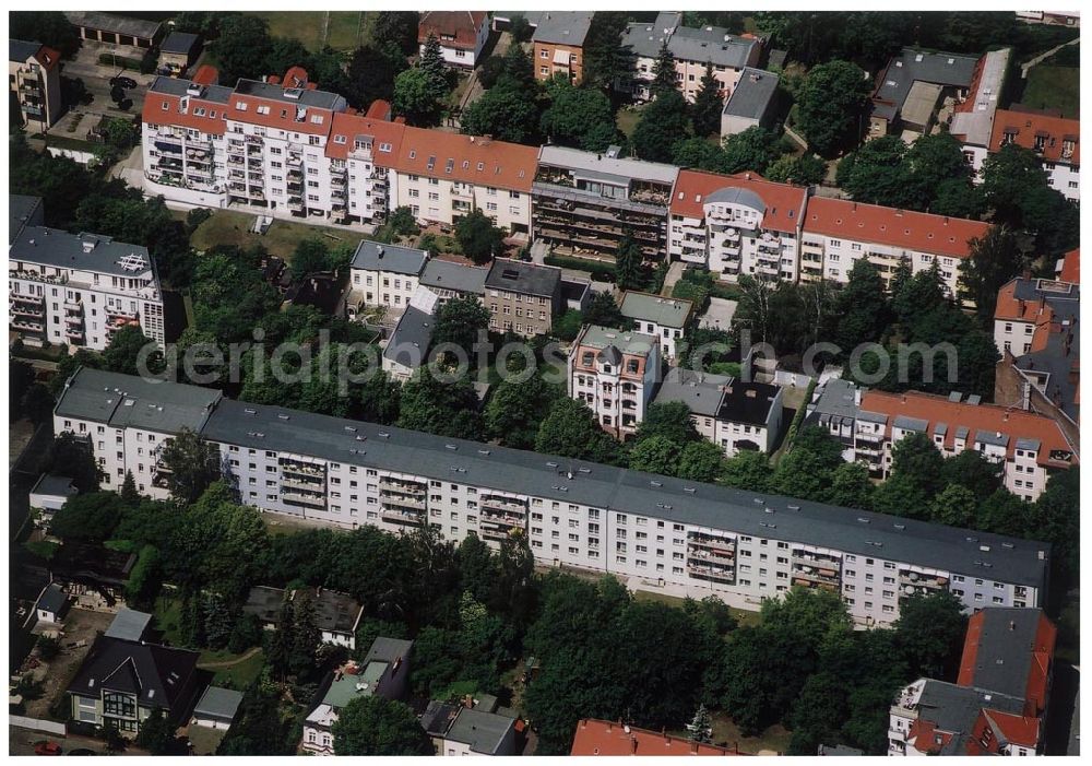 Berlin Lichtenberg from the bird's eye view: 31.05.2004 Berlin Lichtenberg, Blick auf die Gebäude der Stienitzseestraße 27, 12489 Berlin, Adlershof, der PRIMA Wohnbau Gesellschaft, PRIMA Wohnbauten Privatisierungs-Managemant GmbH Lichtenberg, Kurfürstendamm 32, 10719 Berlin, Tel.: 212497-0, Fax.: 2110170,