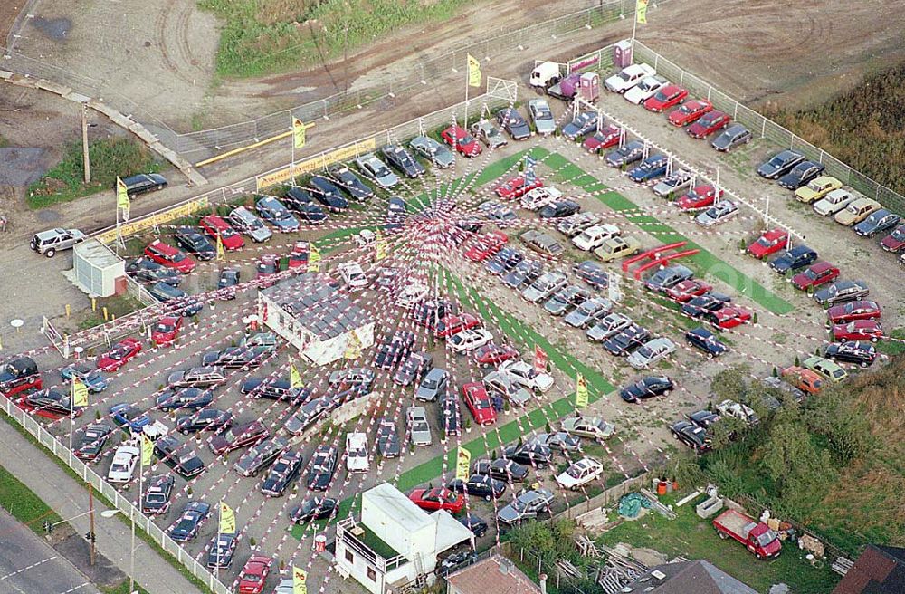 Berlin-Karow from above - 21.09.1995 Berlin, Automarkt in Karow - Nord