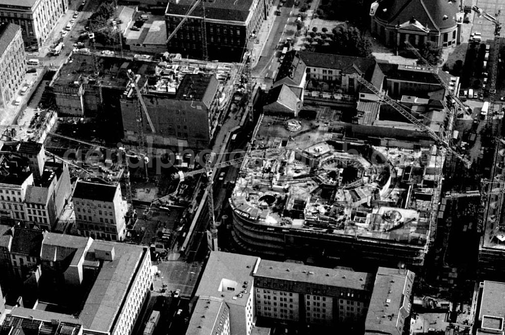 Berlin from above - 02.10.1994 Berlin Bau der Friedrichstadtpassagen