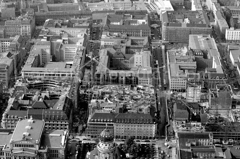 Berlin from above - 02.10.1994 Berlin Bau der Friedrichstadtpassagen