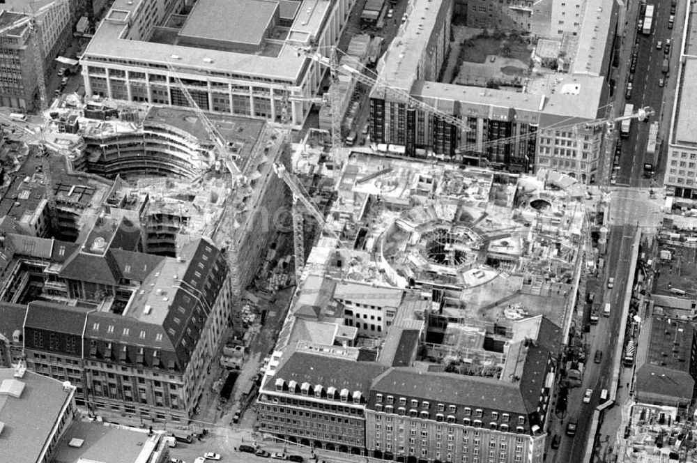 Berlin from above - 02.10.1994 Berlin Bau der Friedrichstadtpassagen