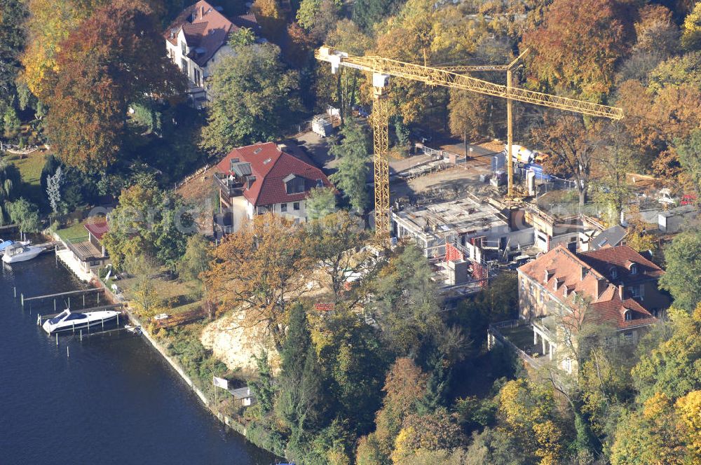 Berlin from above - Blick auf die Baustelle Am Kleinen Wannsee 2 der CONCEPT BAU - PREMIER GmbH, Engeldamm 64b, 10179 Berlin, Tel.: 030.23 12 03 - 0