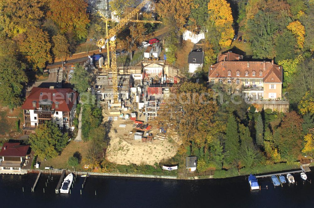 Berlin from the bird's eye view: Blick auf die Baustelle Am Kleinen Wannsee 2 der CONCEPT BAU - PREMIER GmbH, Engeldamm 64b, 10179 Berlin, Tel.: 030.23 12 03 - 0