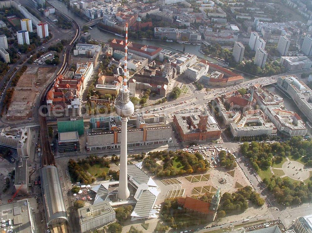 Berlin from above - Blick auf den Berliner Fernsehturm mit dem Stadtzentrum Mitte.