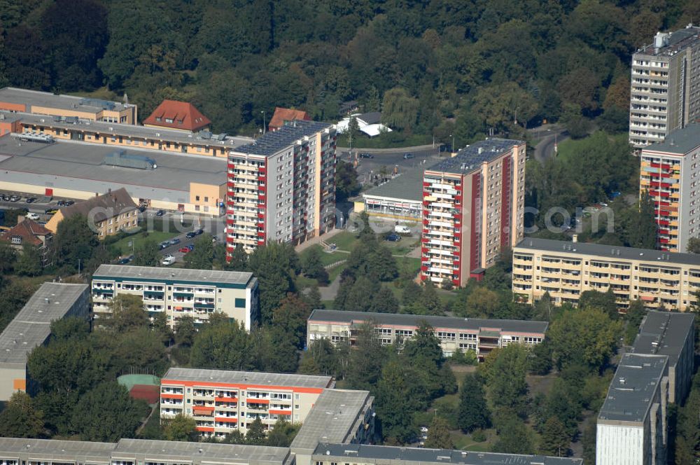 Aerial image Berlin - Blick auf Mehrfamilienhäuser / Plattenbauten an der Franz-Schmidt-Straße Ecke Walter-Friedrich-Straße Ecke Groscurthstraße in Berlin-Buch.