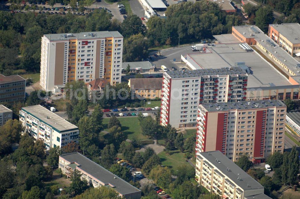 Aerial image Berlin - Blick auf Mehrfamilienhäuser / Plattenbauten an der Walter-Friedrich-Straße Ecke Franz-Schmidt-Straße Ecke Groscurthstraße in Berlin-Buch.