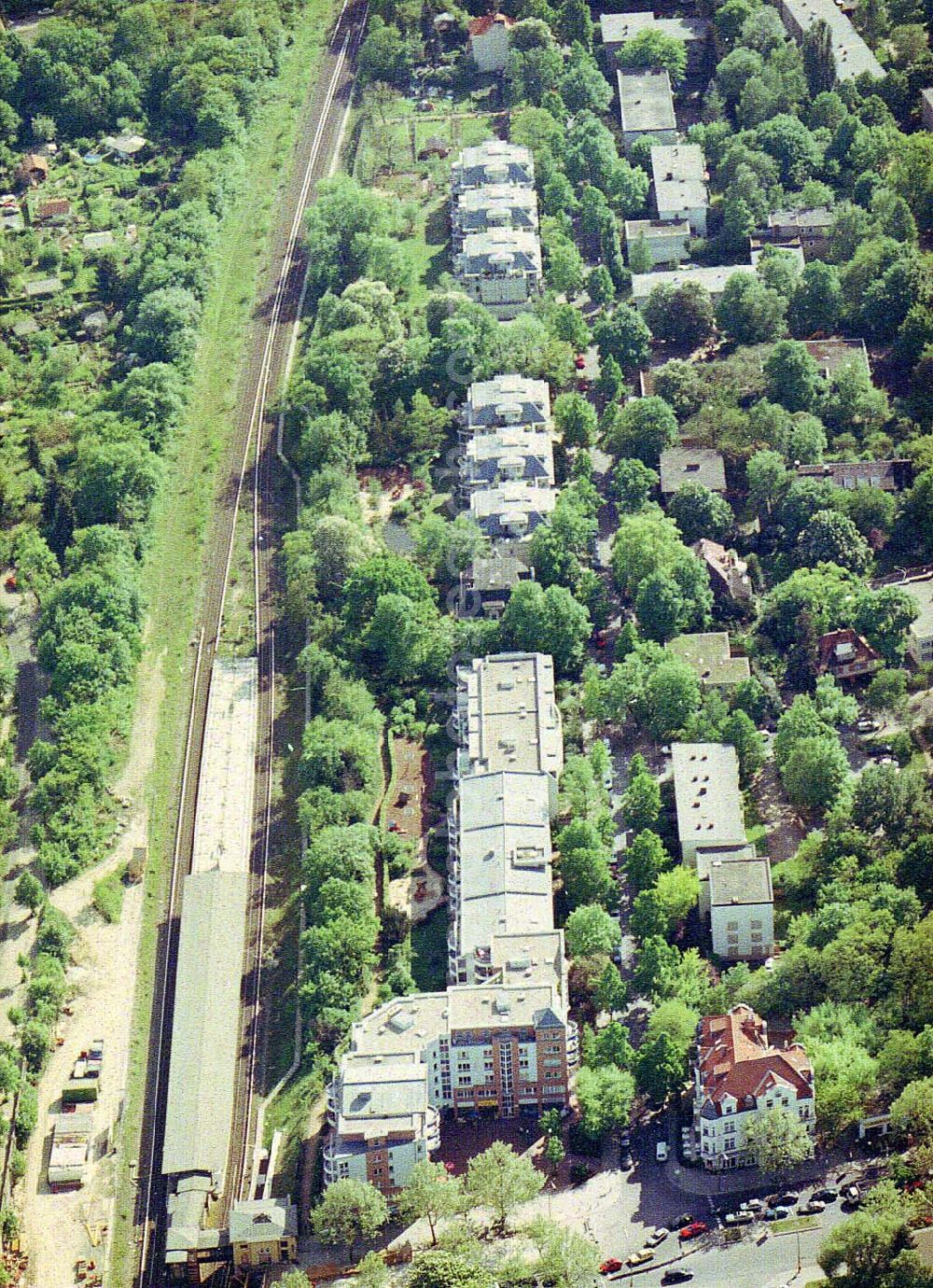 Aerial photograph Berlin - Steglitz - Wohnanlage der UNIVERSA HV GmbH (Kleiststraße 3-6 in 10787 Berlin) an der Buhrowstraße / Ecke Steglitzer Damm in Berlin - Steglitz.