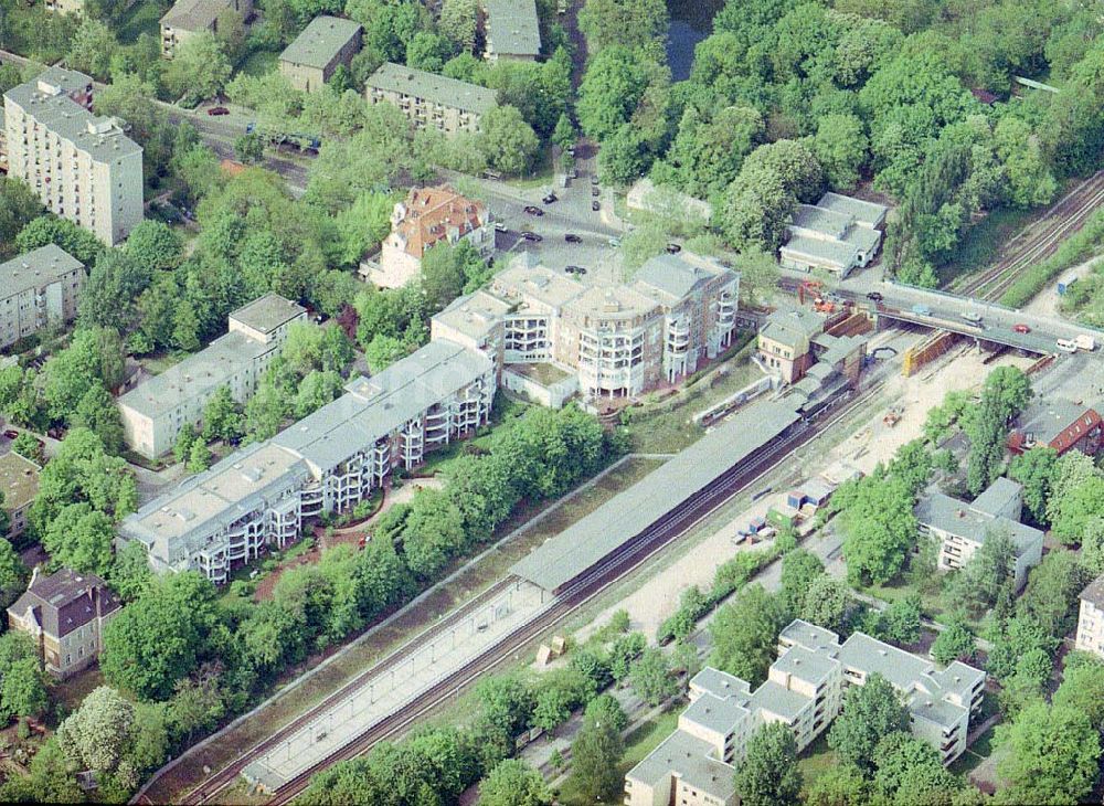 Aerial photograph Berlin - Steglitz - Wohnanlage der UNIVERSA HV GmbH (Kleiststraße 3-6 in 10787 Berlin) an der Buhrowstraße / Ecke Steglitzer Damm in Berlin - Steglitz.