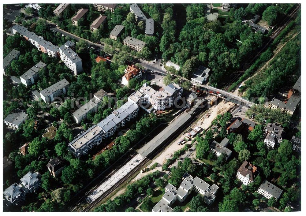 Aerial photograph Berlin - Steglitz - Wohnanlage der UNIVERSA HV GmbH (Kleiststraße 3-6 in 10787 Berlin) an der Buhrowstraße / Ecke Steglitzer Damm in Berlin - Steglitz.