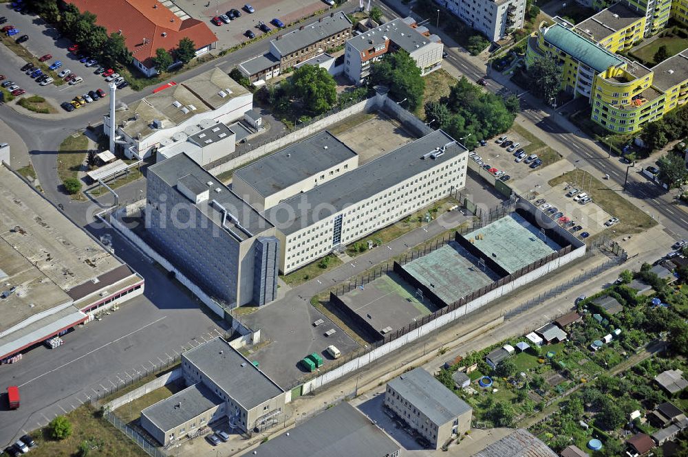 Berlin from above - Detention center at the Grünauerstraße in Berlin - Köpenick. In the detention center of the deportation prison custody for foreign applicants is enforced