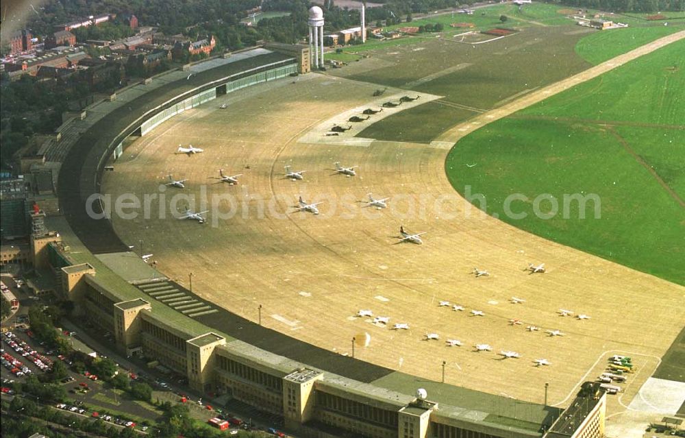 Aerial image Berlin - 02.10.1994 Berlin Flughafen Tempelhof