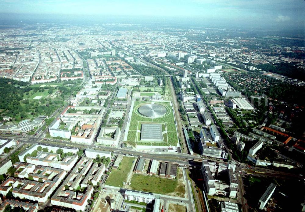 Aerial image Berlin - Friedrichshain - Gelände des Velodroms an der Landsberger Allee in Berlin.