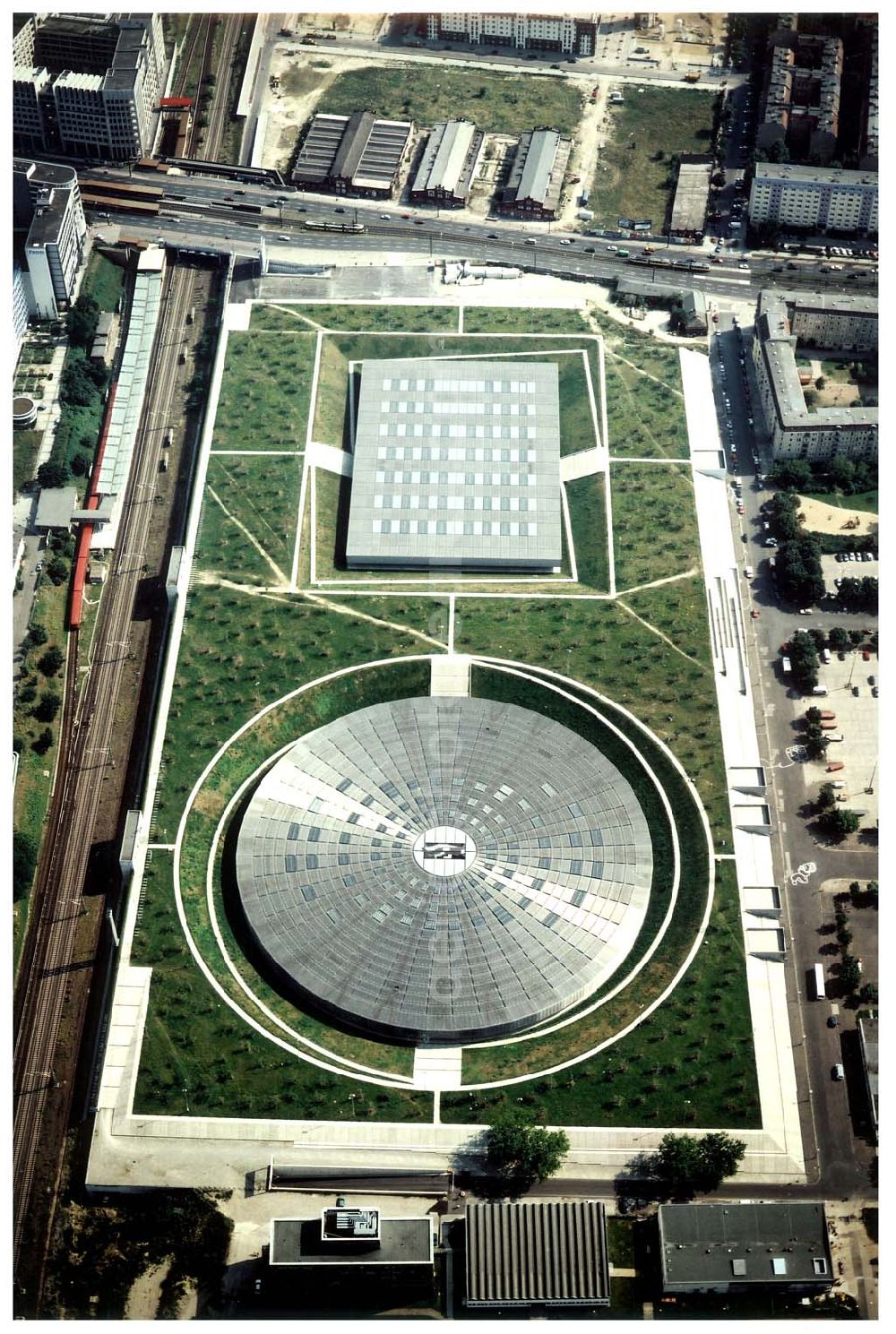 Berlin - Friedrichshain from the bird's eye view: Gelände des Velodroms an der Landsberger Allee in Berlin.