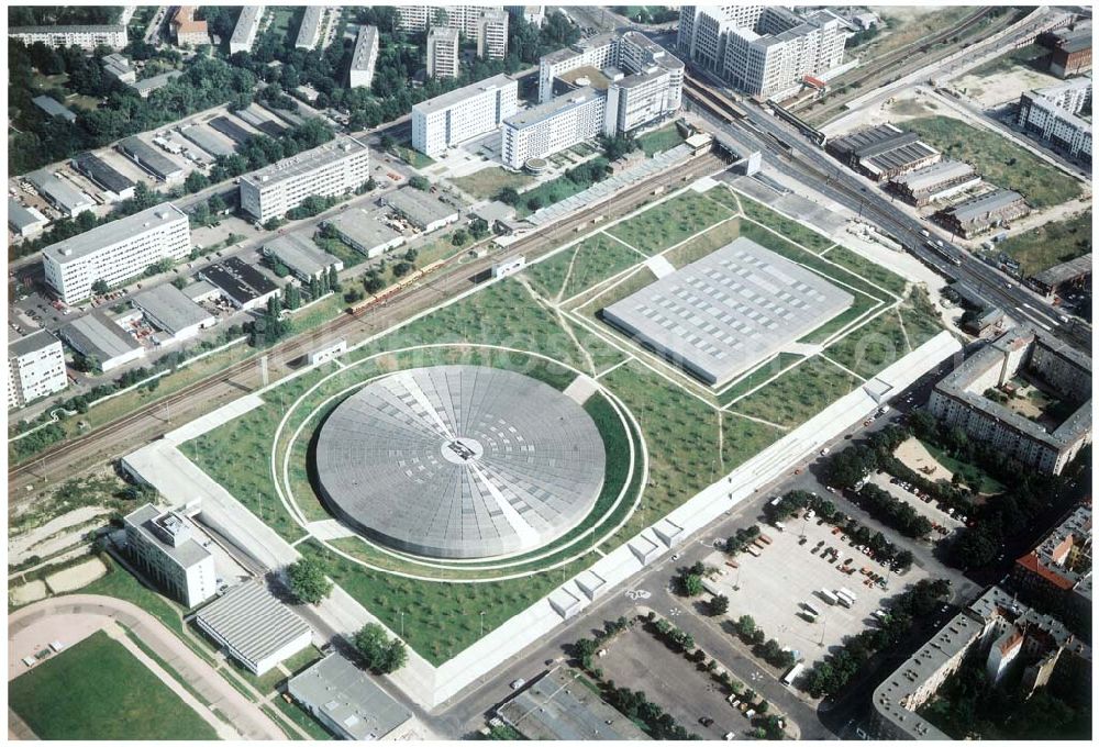 Berlin - Friedrichshain from above - Gelände des Velodroms an der Landsberger Allee in Berlin.