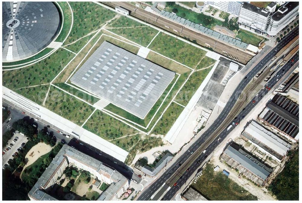 Berlin - Friedrichshain from the bird's eye view: Gelände des Velodroms an der Landsberger Allee in Berlin.