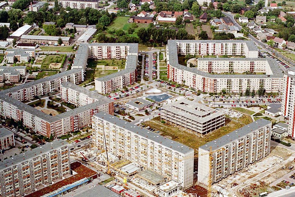 Berlin Hohenschönhausen from above - 06.09.1995 Berlin, Geschäftspassagen Neubau Hohenschönhausen