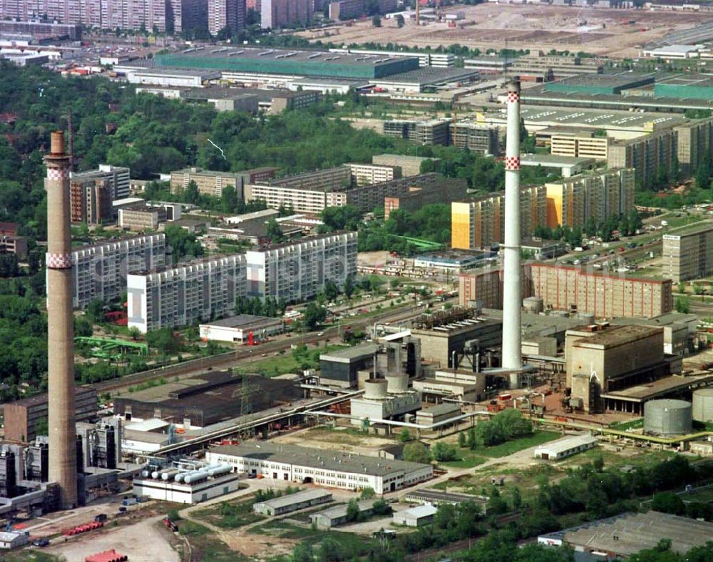 Berlin from the bird's eye view: 23.06.94 Berlin, Heizkraftwerk Lichtenberg