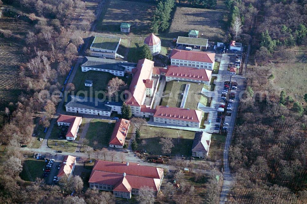 Berlin-Köpenik from the bird's eye view: 18.12.2003 Berlin-Karlshorst, Gelände des russischen Oberkommandos