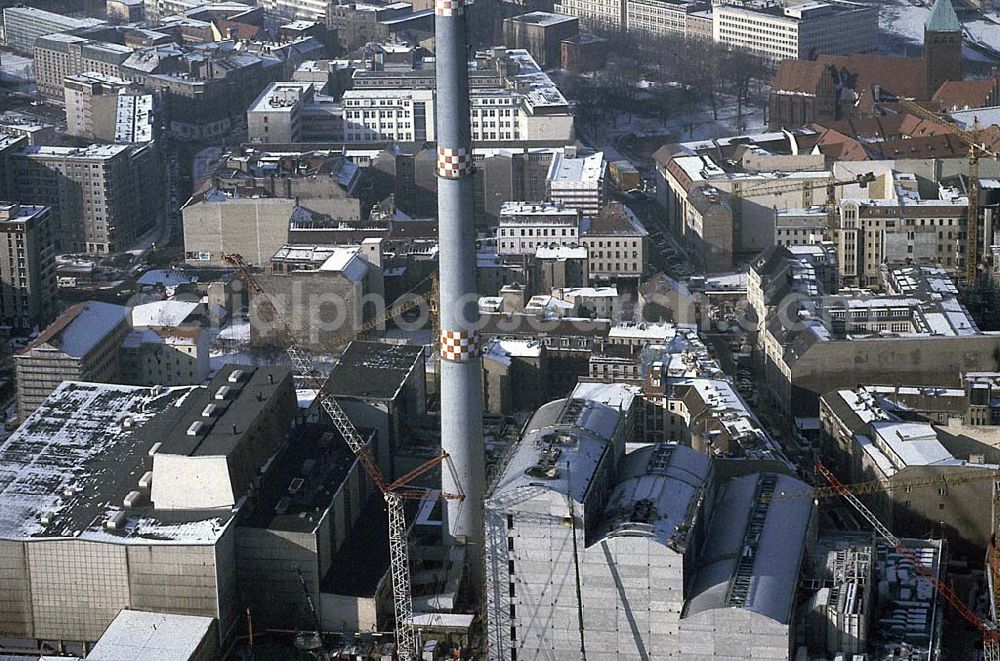 Berlin Mitte from the bird's eye view: 20.12.1995 Berlin, Kraftwerkbau S-Bahnhof Jannowitzbrücke