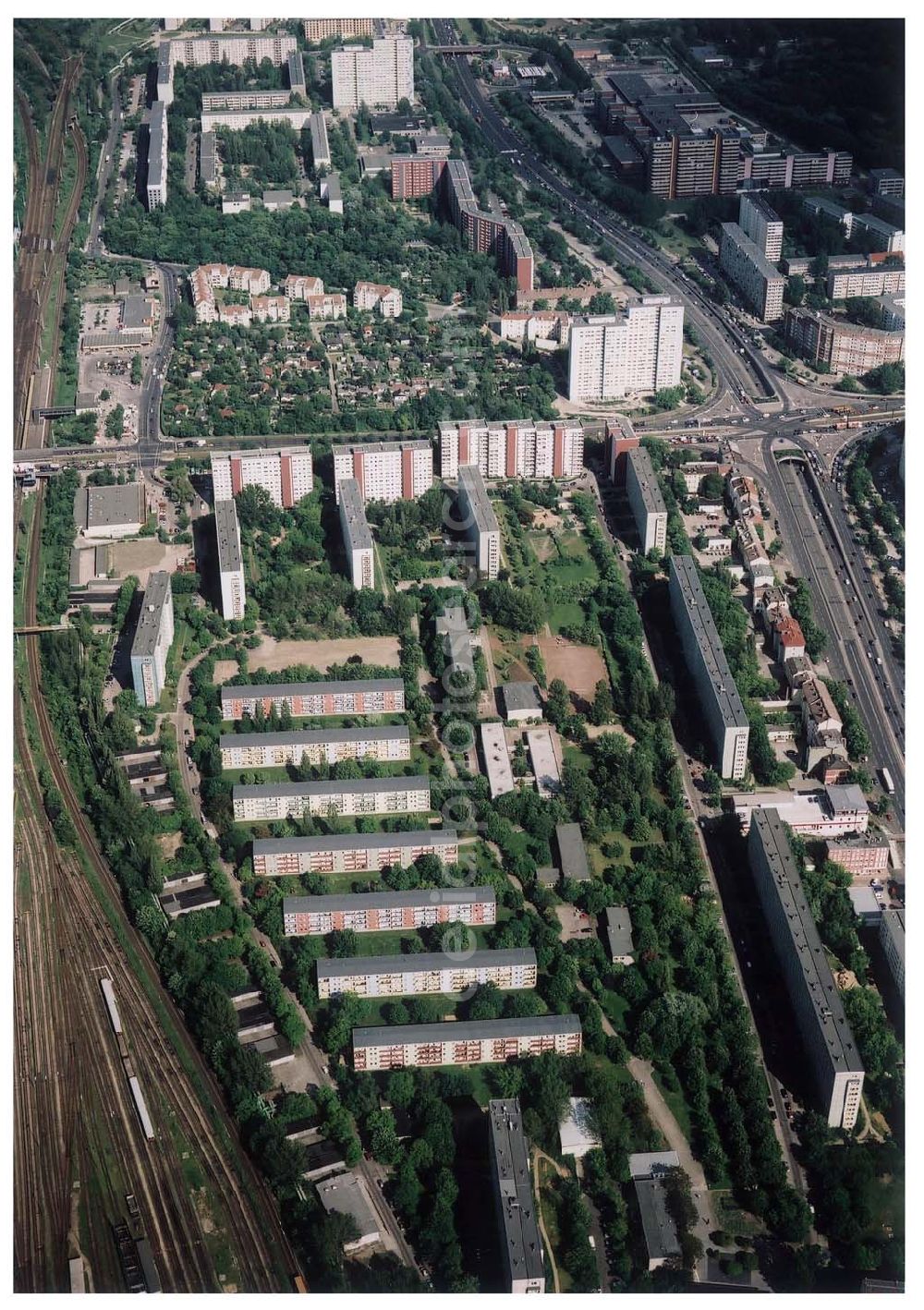 Berlin Lichtenberg from the bird's eye view: 30.05.2004 Berlin Lichtenberg, Blick auf die Gebäude der Rosenfelder Ring 65-123, 10315 Berlin, der PRIMA Wohnbau Gesellschaft, PRIMA Wohnbauten Privatisierungs-Managemant GmbH Lichtenberg, Kurfürstendamm 32, 10719 Berlin, Tel.: 212497-0, Fax.: 2110170,