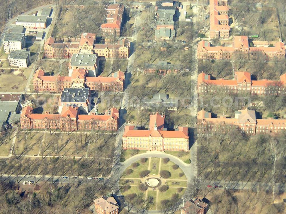 Berlin - LICHTENBERG from the bird's eye view: Blick auf das Gelände des Königin-Elisabeth-Krankenhaus.