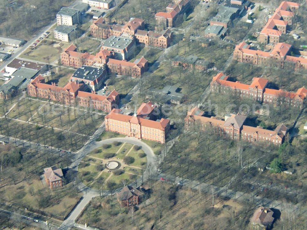 Aerial image Berlin - LICHTENBERG - Blick auf das Gelände des Königin-Elisabeth-Krankenhaus.