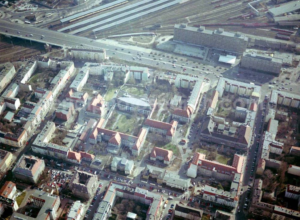 Aerial photograph Berlin - Lichtenberg - 17.03.2004 BERLIN-Lichtenberg, Erweiterungsbau auf dem Gelände des Krankenhauses Lichtenberg, Fanninger Str.