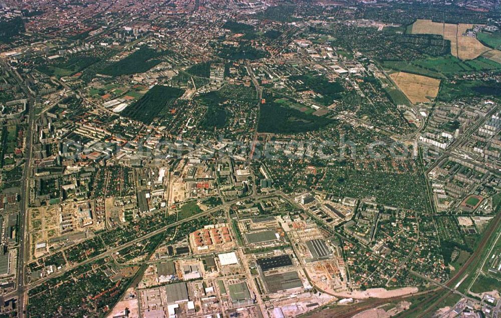 Berlin - Marzahn from the bird's eye view: Berlin Marzahn aus 10000 ft Höhe.