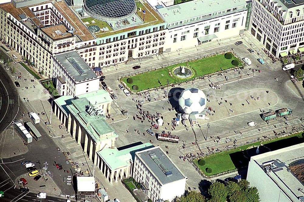 Berlin from the bird's eye view: Brandenburger Tor