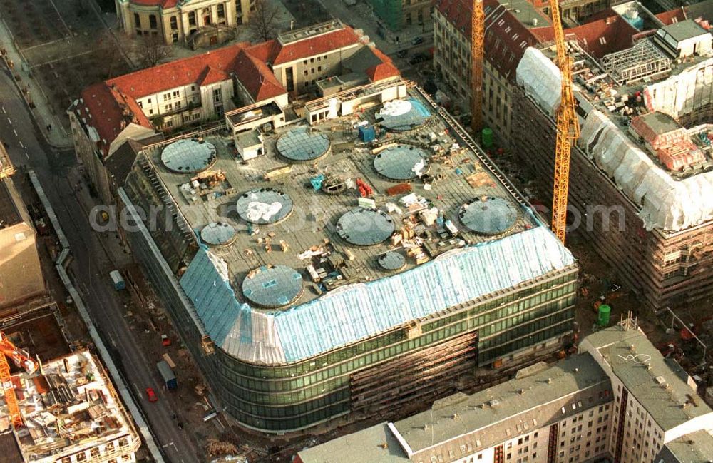 Aerial image Berlin - Berlin Mitte Gandarmenmarkt. Baustelle des Kaufhauses Lafajette 02.1995