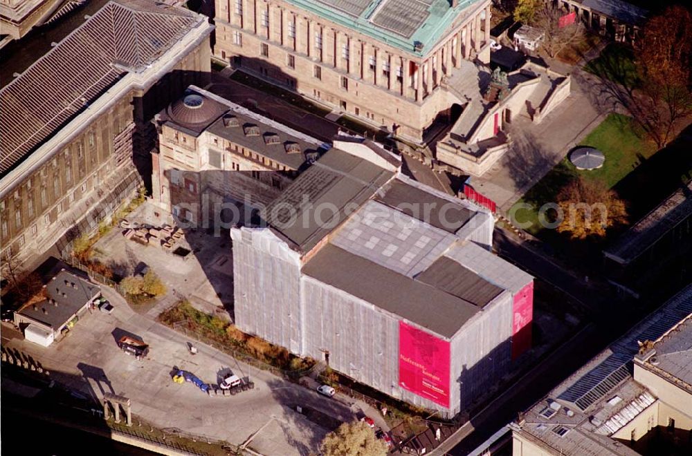 Aerial photograph Berlin - 11.11.2003 Berlin-Mitte Museumsinsel Flügel des Pergamon- Museums