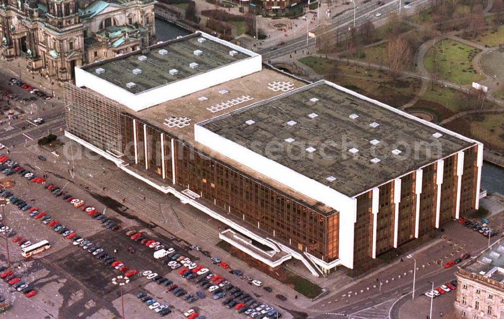 Berlin Mitte from above - Berlin Mitte Palast der Repubilk.10.04.1995