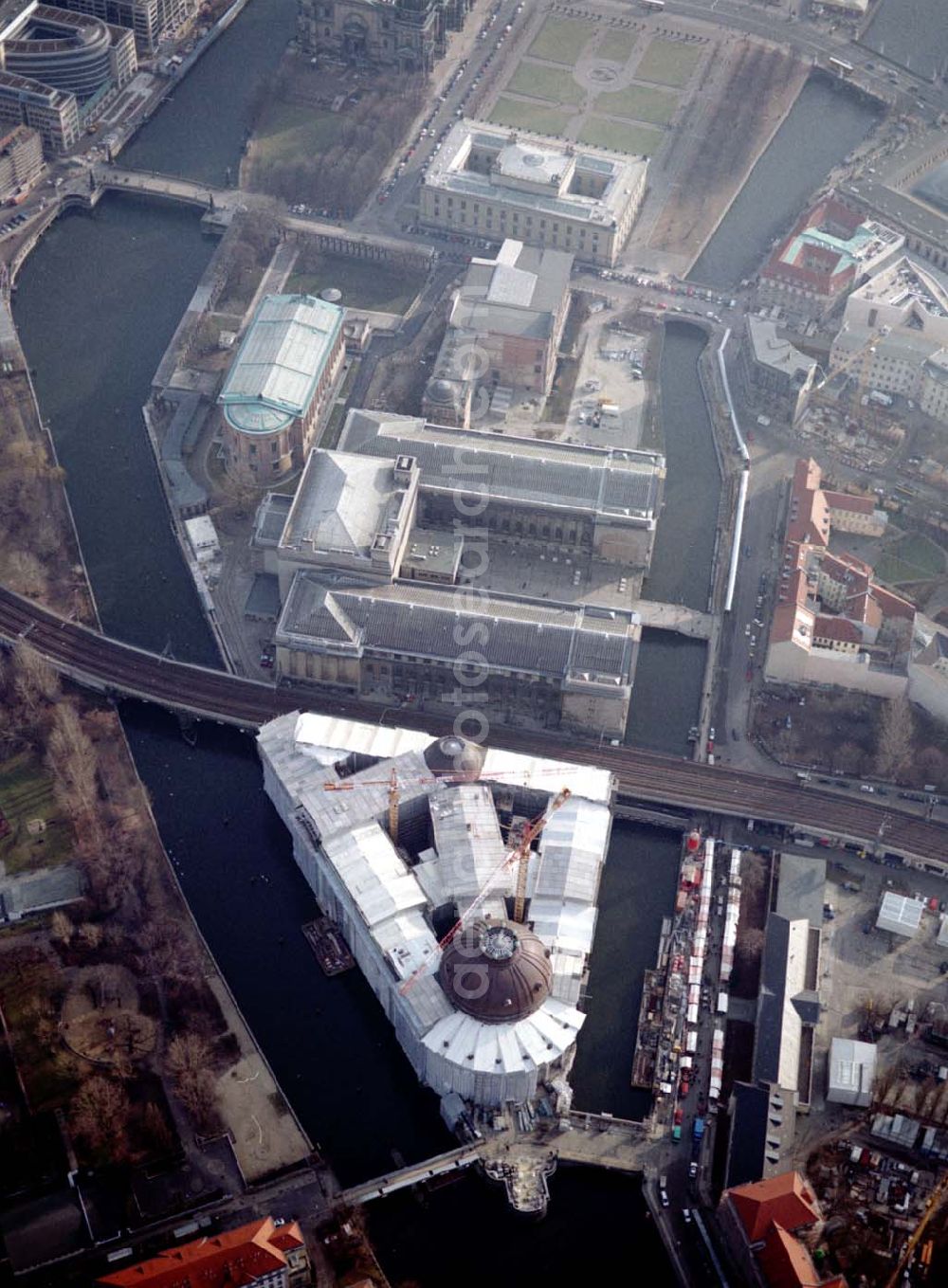 Aerial photograph Berlin - Berlin Mitte Rekonstruktion der Museumsinsel