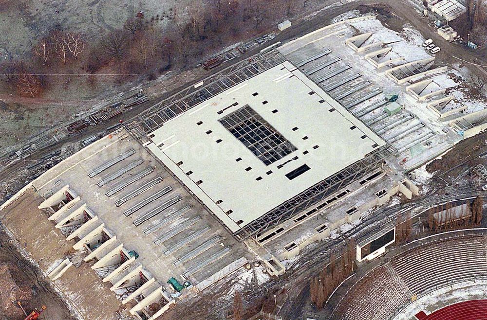 Aerial photograph Berlin-Prenzlauer Berg - 21.12.1995 Berlin, Neubau Sportstätten Jahnsportpark Ostbahnhof