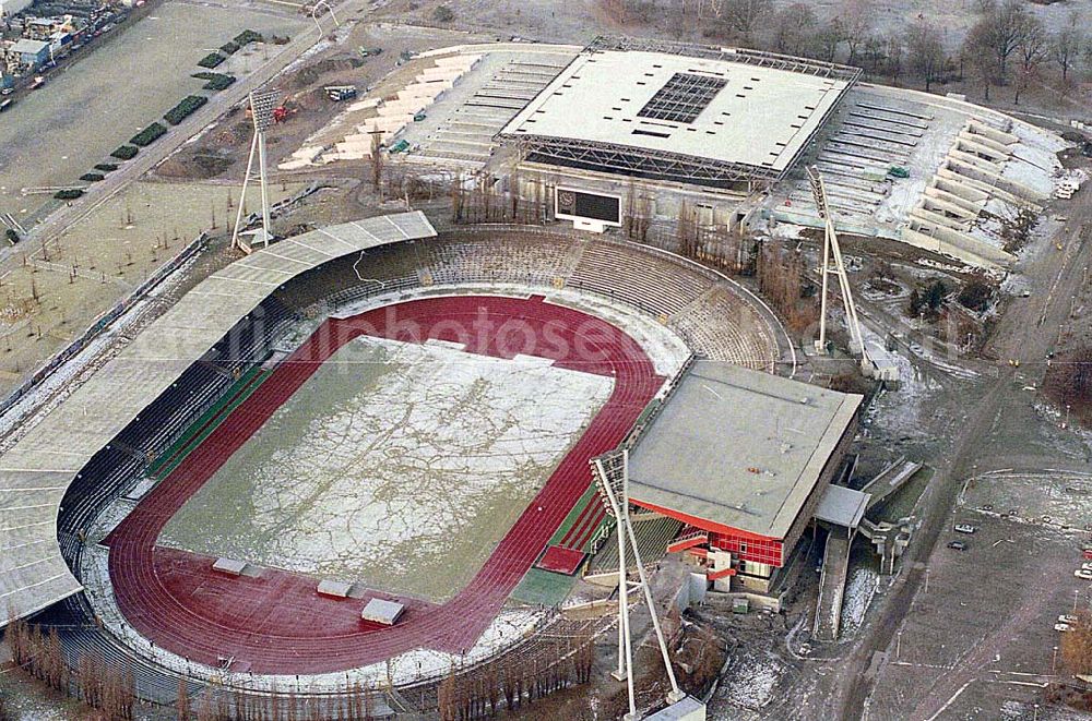 Aerial photograph Berlin-Prenzlauer Berg - 21.12.1995 Berlin, Neubau Sportstätten Jahnsportpark Ostbahnhof