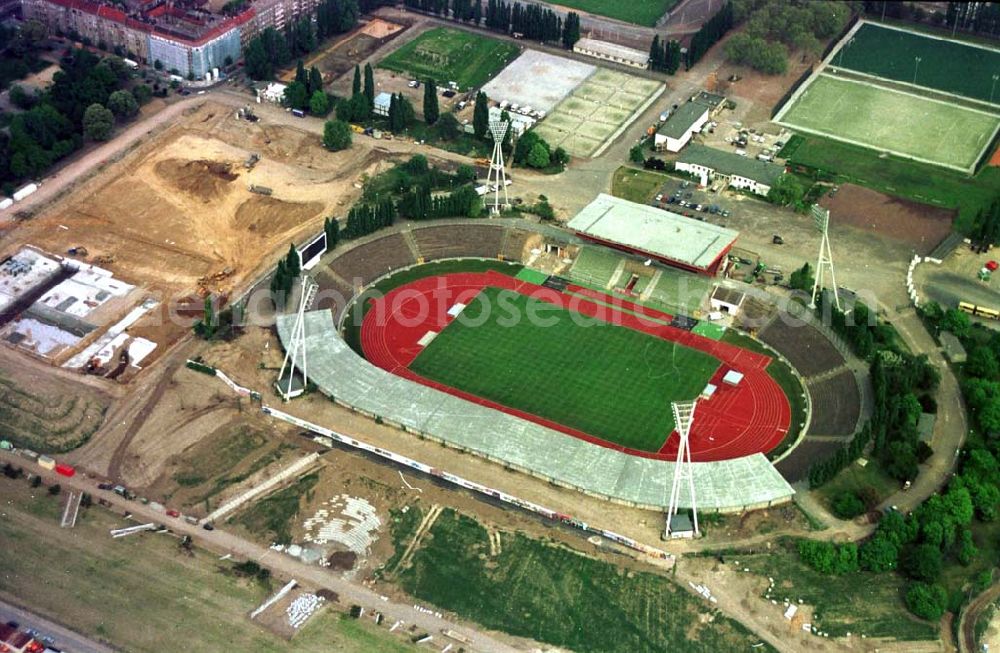 Aerial image Berlin Prenzlauerberg - 24.05.94 Berlin Prenzlauerberg, Bau des Jahnsportparks