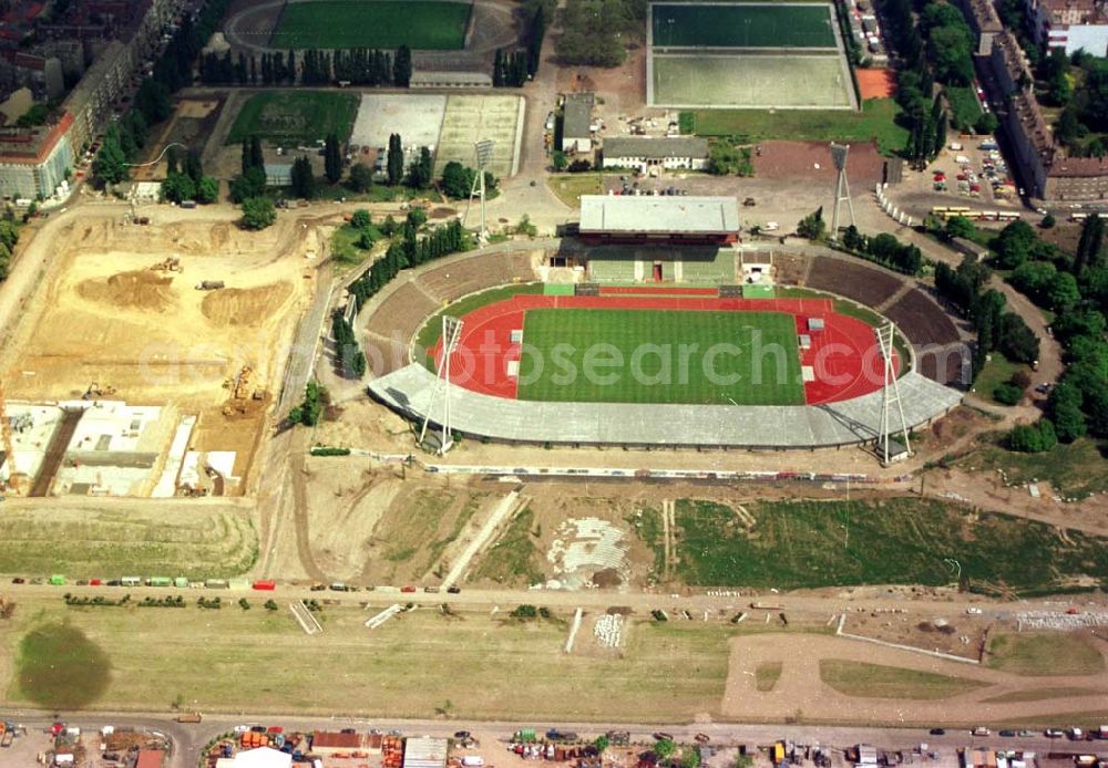 Aerial image Berlin, Prenzlauerberg - 24.05.94 Berlin Prenzlauerberg, Bau des Jahnsportparks