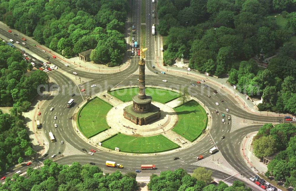 Berlin / Tiergarten from above - 23.06.94 Berlin, Siegessäule