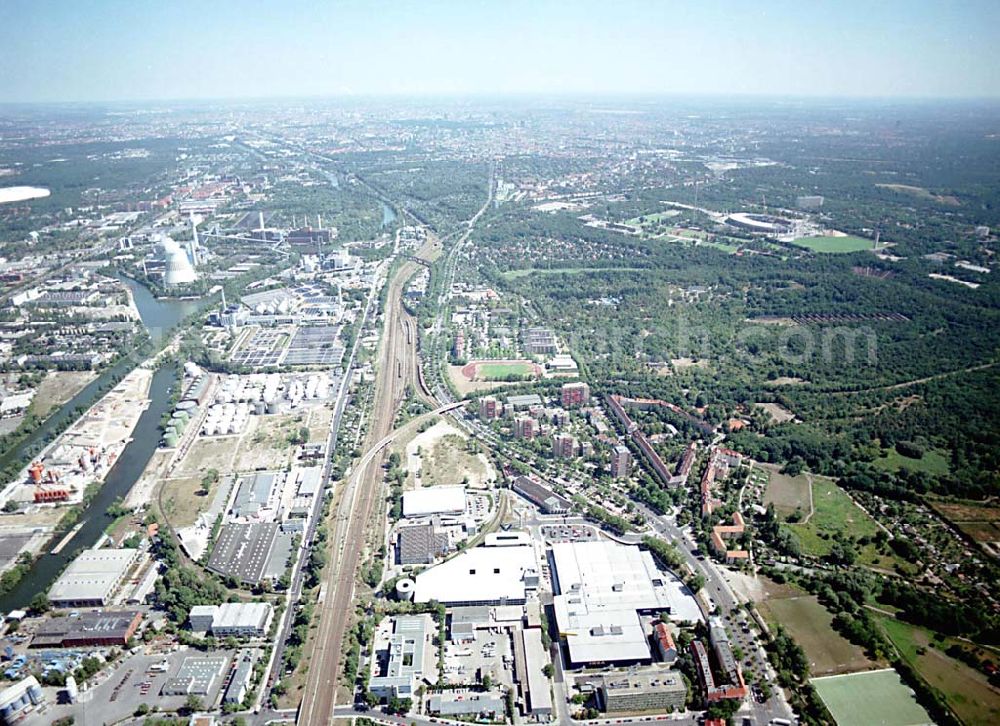 Berlin - Spandau from above - Berlin Spandau mit Blick auf das IKEA-Gelände (schwedisches Möbelhaus) in Spandau, Berlin