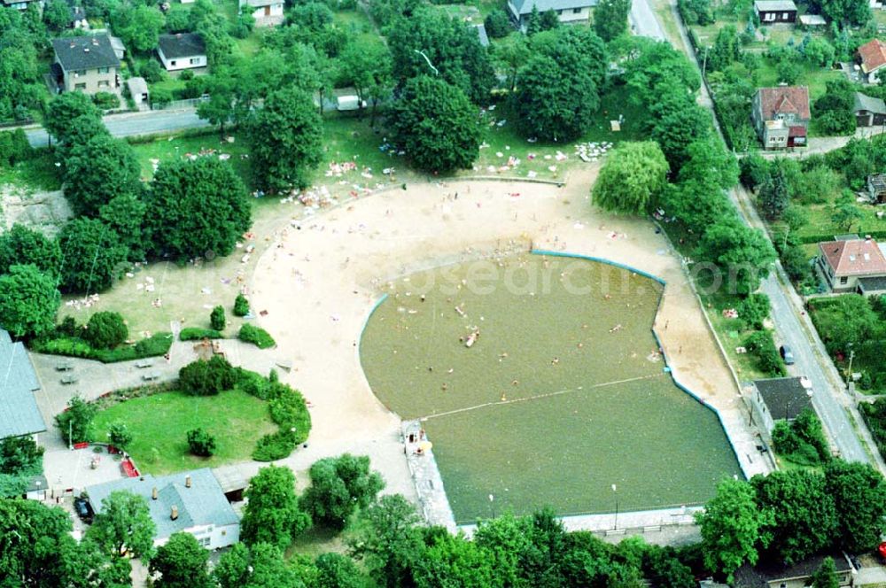 Berlin from the bird's eye view: 02.10.1994 Berlin Strandbad Wernerbad in Berlin Mahlsdorf