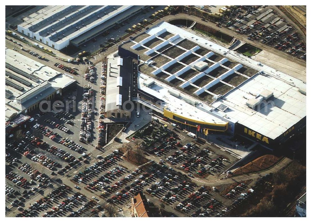 Aerial image Berlin Tempelhof - Neu errichtetes IKEA Einrichtungshaus an der Alboinstraße, Nähe Flughafen Berlin-Tempelhof