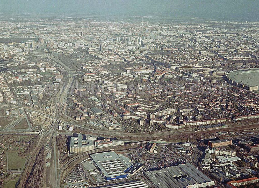 Berlin-Tempelhof from above - Neu errichtetes IKEA Einrichtungshaus an der Alboinstraße, Nähe Flughafen Berlin-Tempelhof