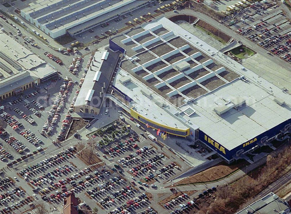 Aerial image Berlin-Tempelhof - Neu errichtetes IKEA Einrichtungshaus an der Alboinstraße, Nähe Flughafen Berlin-Tempelhof