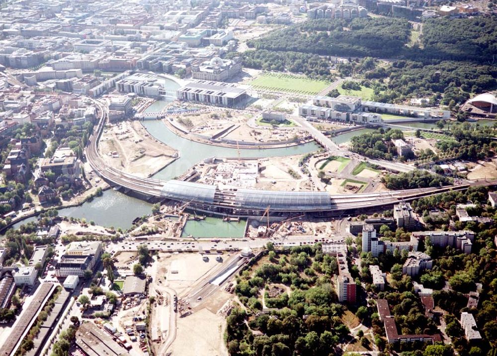 Berlin / Tiergarten from above - 