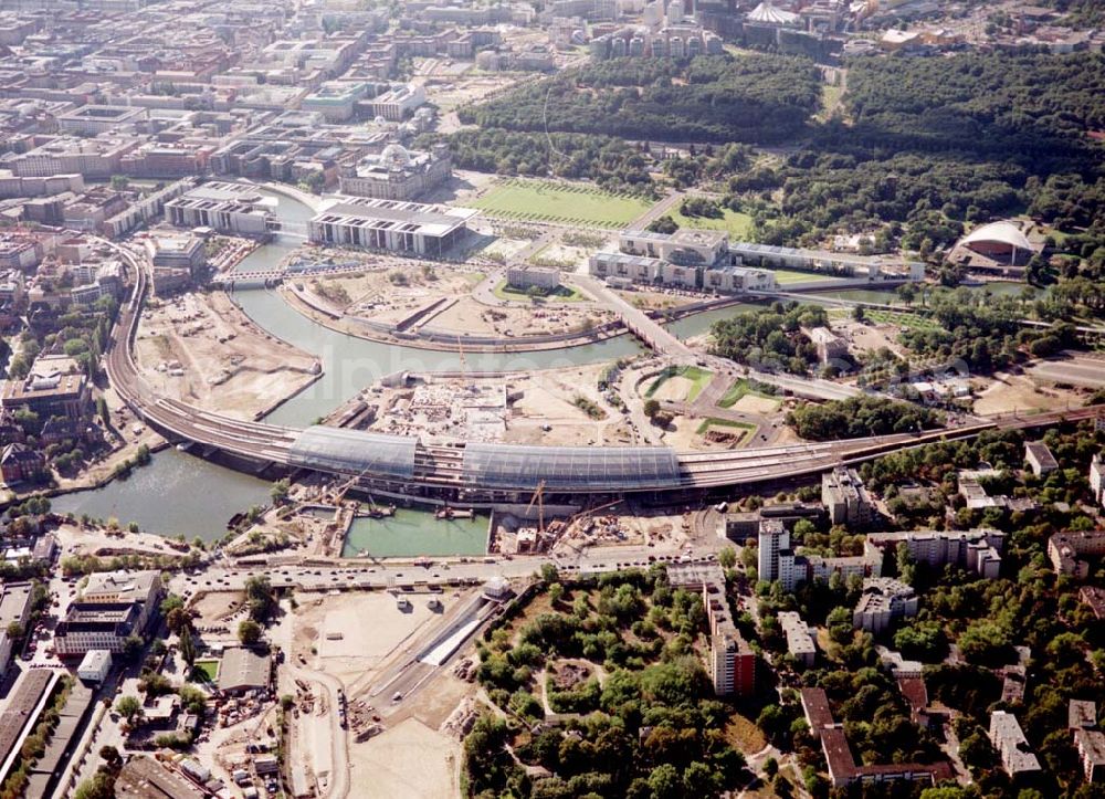 Berlin / Tiergarten from above - 