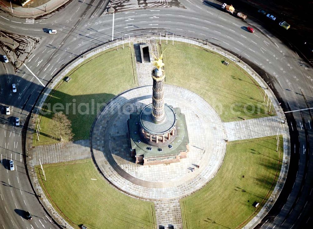 Aerial photograph Berlin - Tiergarten - 20.01.2003 Berlin - Tiergarten Blick auf die Siegessäule im Berliner Tiergarten