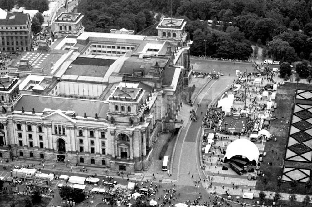 Berlin from above - 02.10.1994 Berlin-Tiergarten Gelände am Berliner Reichstag