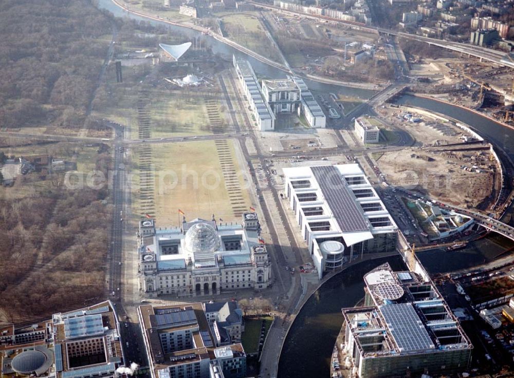 Aerial image Berlin - Tiergarten - Berlin Tiergarten Regierungsviertel im Berliner Tiergarten mit dem Reichstag Paul-Löbe-Haus und Marie-Elisabeth-Lüders-Haus 19.01.03