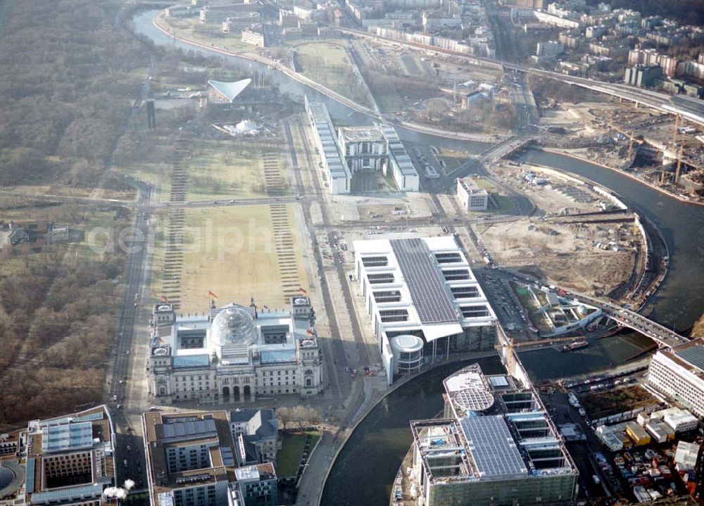 Aerial photograph Berlin - Tiergarten - Berlin Tiergarten Regierungsviertel im Berliner Tiergarten mit dem Reichstag Paul-Löbe-Haus und Marie-Elisabeth-Lüders-Haus 19.01.03