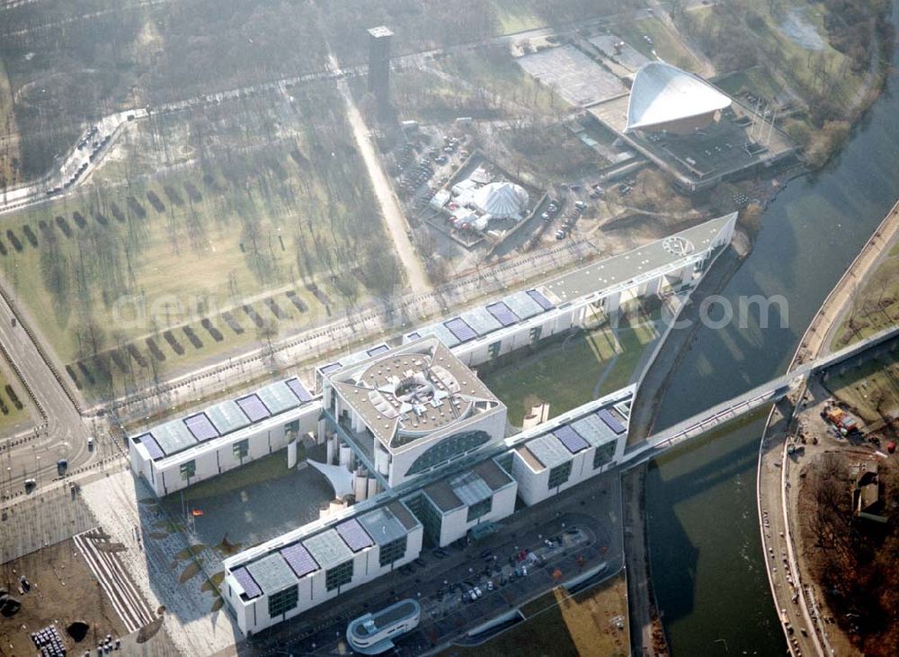 Aerial image Berlin - Tiergarten - Berlin Tiergarten Regierungsviertel im Berliner Tiergarten mit dem Reichstag Paul-Löbe-Haus und Marie-Elisabeth-Lüders-Haus 19.01.03